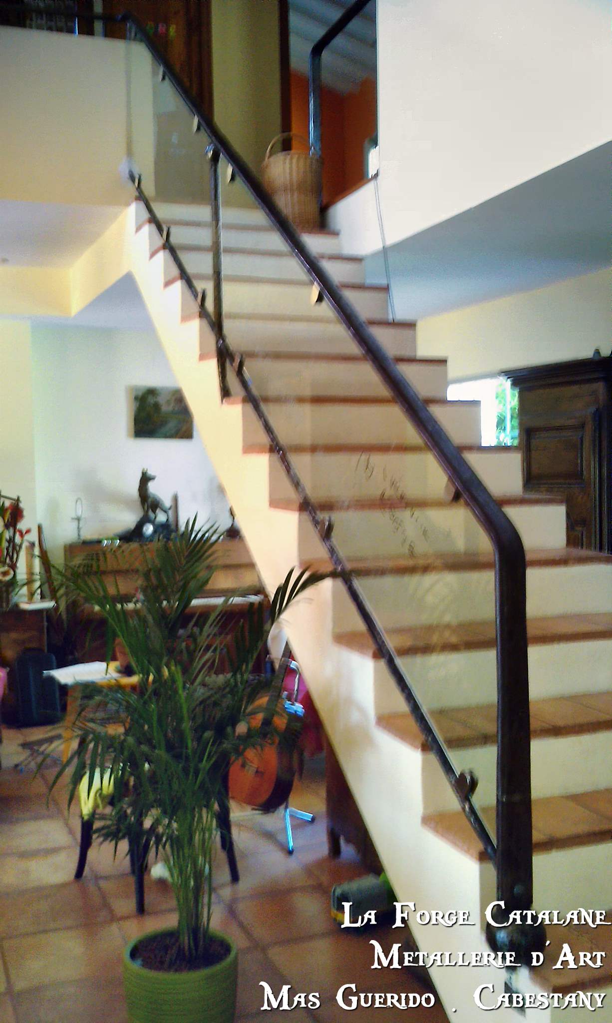 Rampant vitrage transparent pince verre inox main courante forge catalane.jpg